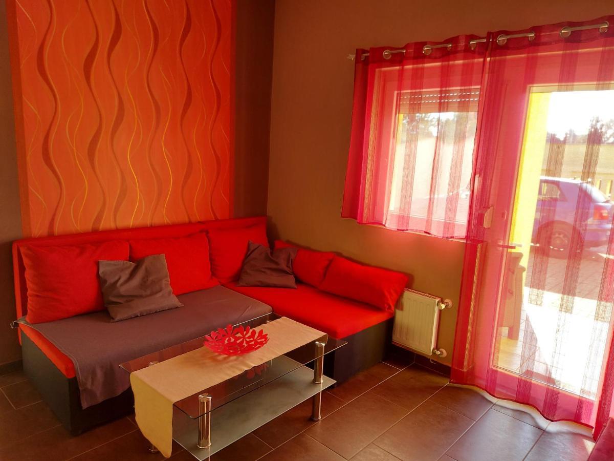 Corner Apartman 5 Siofok Exterior photo